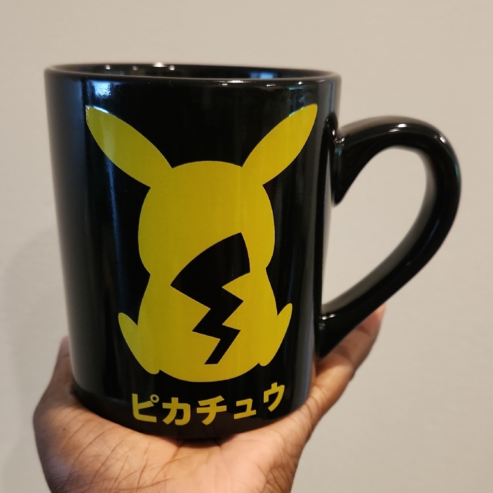 Silver Buffalo Pokemon Pikachu Katakan Silo Ceramic Cup/Mug, 14 Ounces NEW